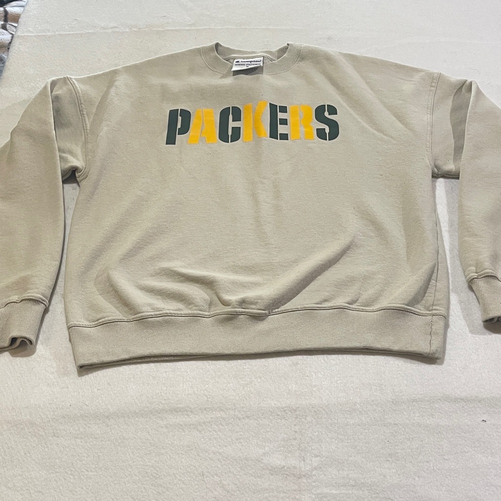 Champion Beige Packers Crewneck Sweater size Medium